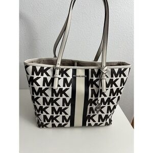 Michael Kors Jet Set MD Carryall Tote -Graphic MK White/Brown